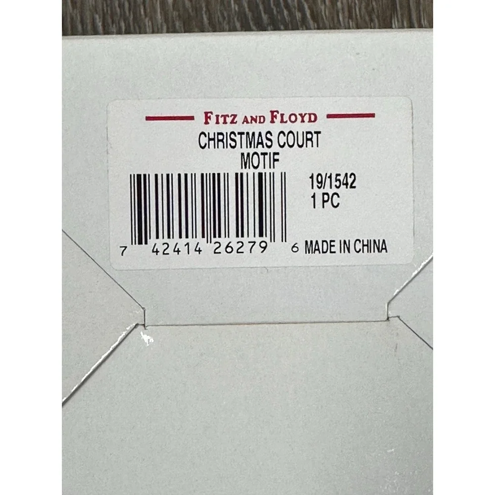 NIB Fitz and Floyd Christmas Court Motif Christmas Ornament
